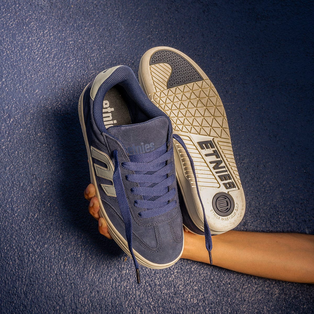 etnies-locut-og-1993-skate-schuh-schwarz-wei-gum-501 image 7