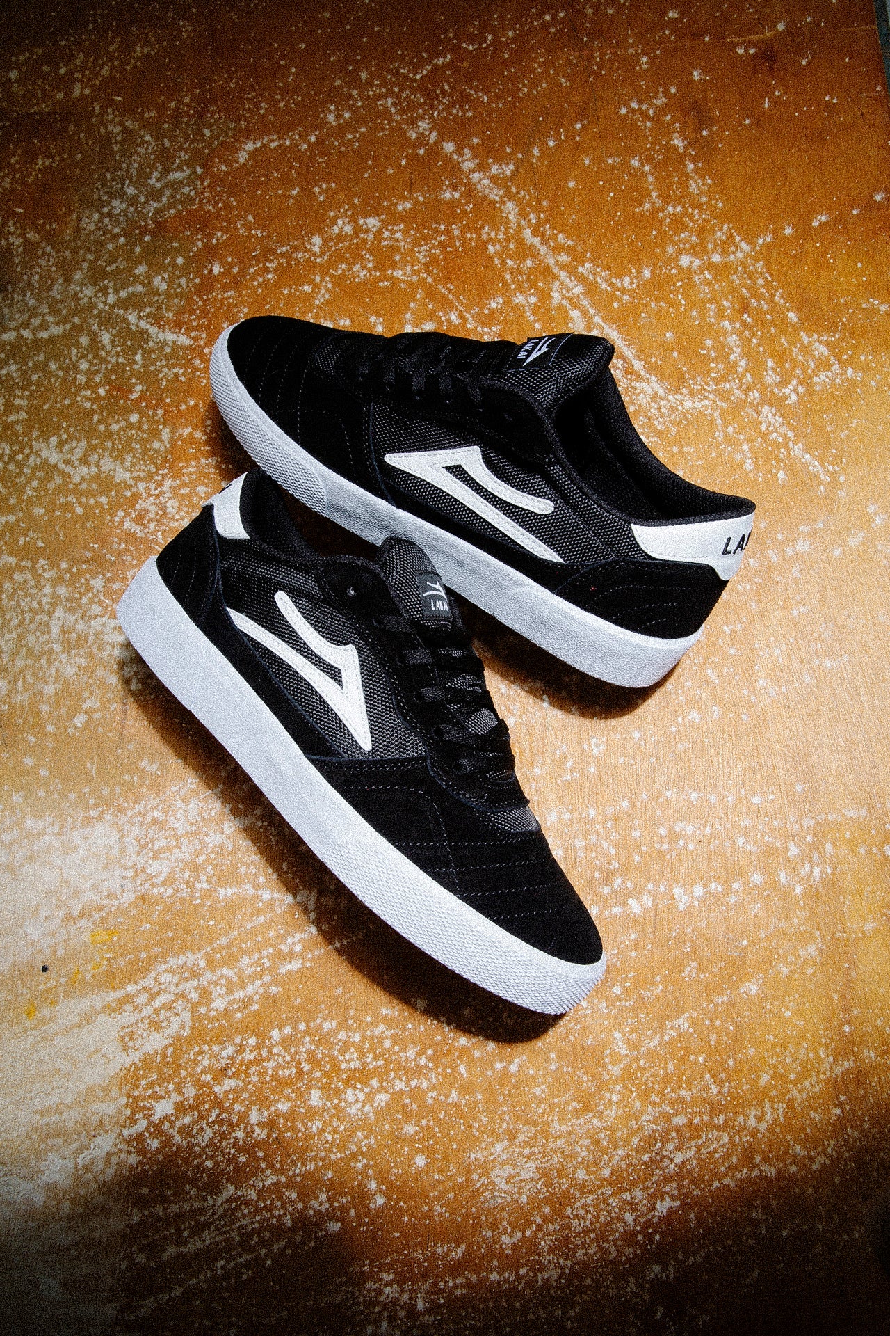 lakai-cambridge-skate-schuh-black-white-suede image 7