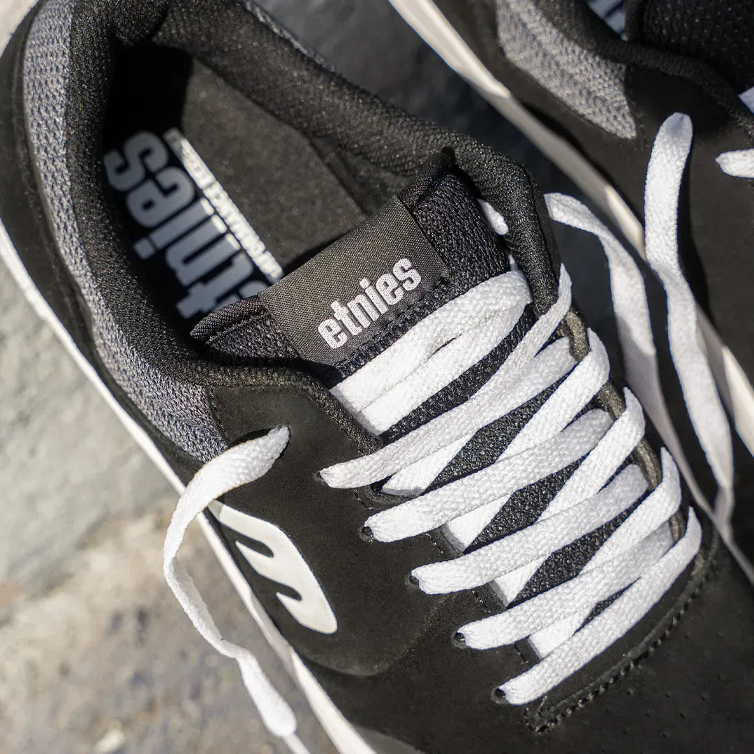 etnies-marana-og-skate-schuh-black-white-suede-synthetic image 8