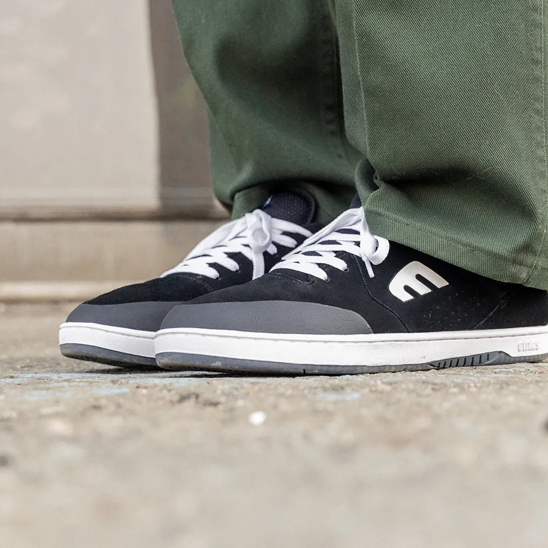 etnies-marana-og-skate-schuh-black-white-suede-synthetic image 2