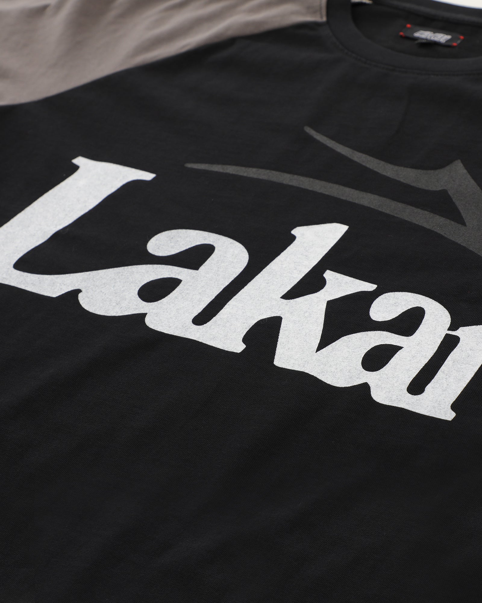 lakai-double-layer-raglan-longsleeve-schwarz-grau image 5