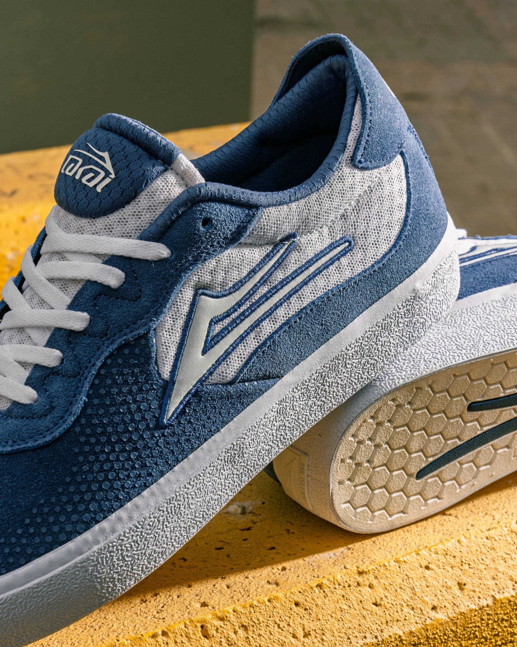 lakai-essex-light-navy-suede-white image 8