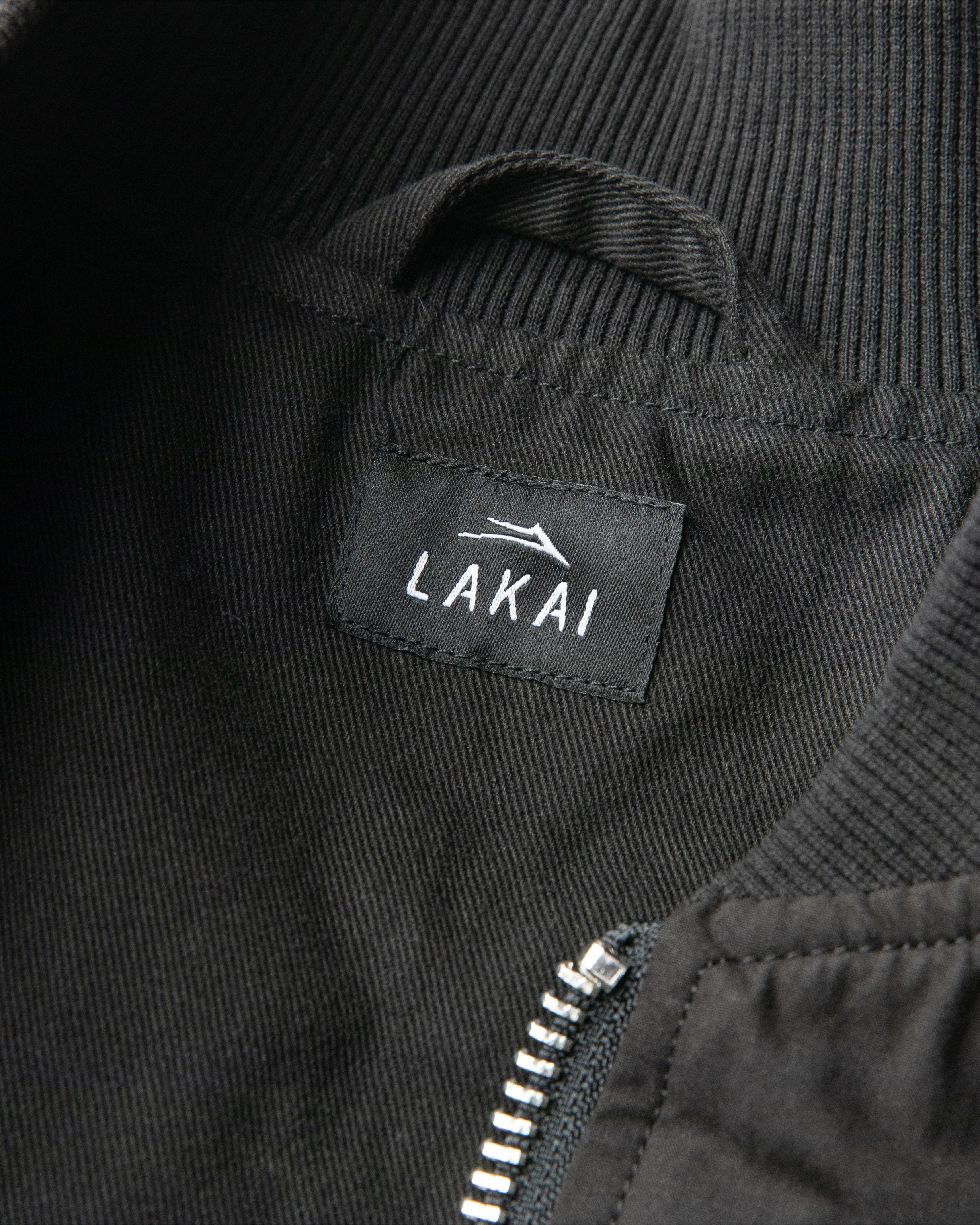 lakai-slashed-zip-bomberjacke-schwarz image 4