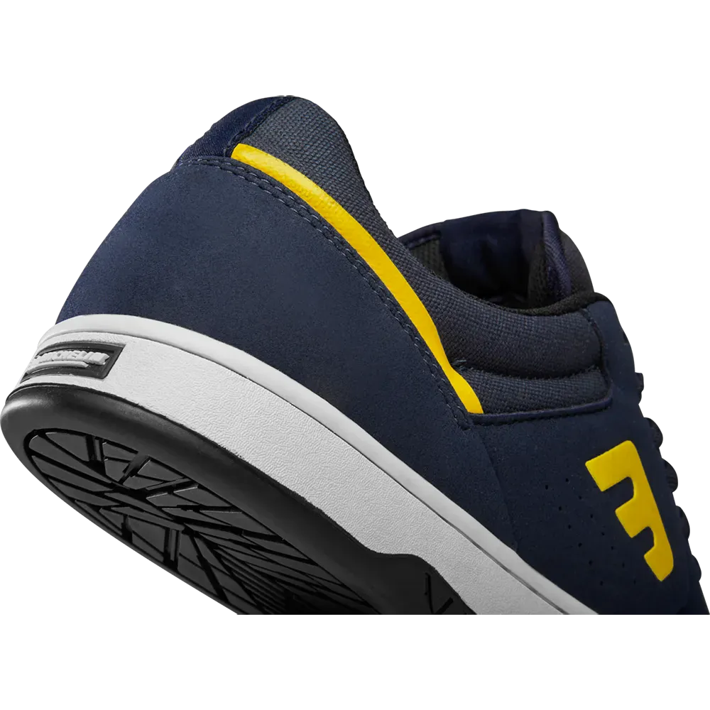 etnies-marana-michelin-skate-schuh-navy-yellow image 4