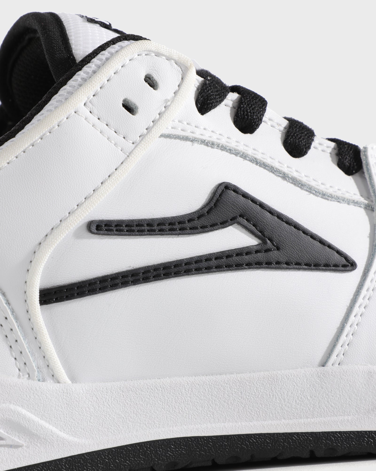 lakai-telford-low-skate-schuh-white-black-leather image 4