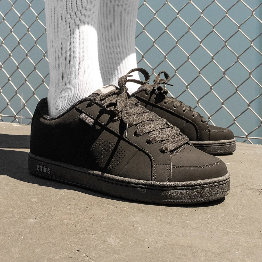 etnies-kingpin-skate-schuh-black-dirty-wash-suede image 3