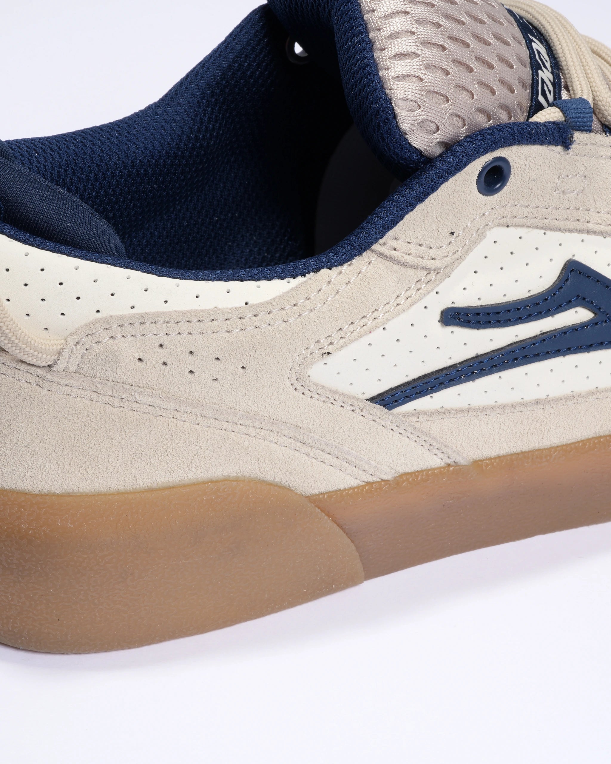 lakai-aran-whisper-white-suede image 7