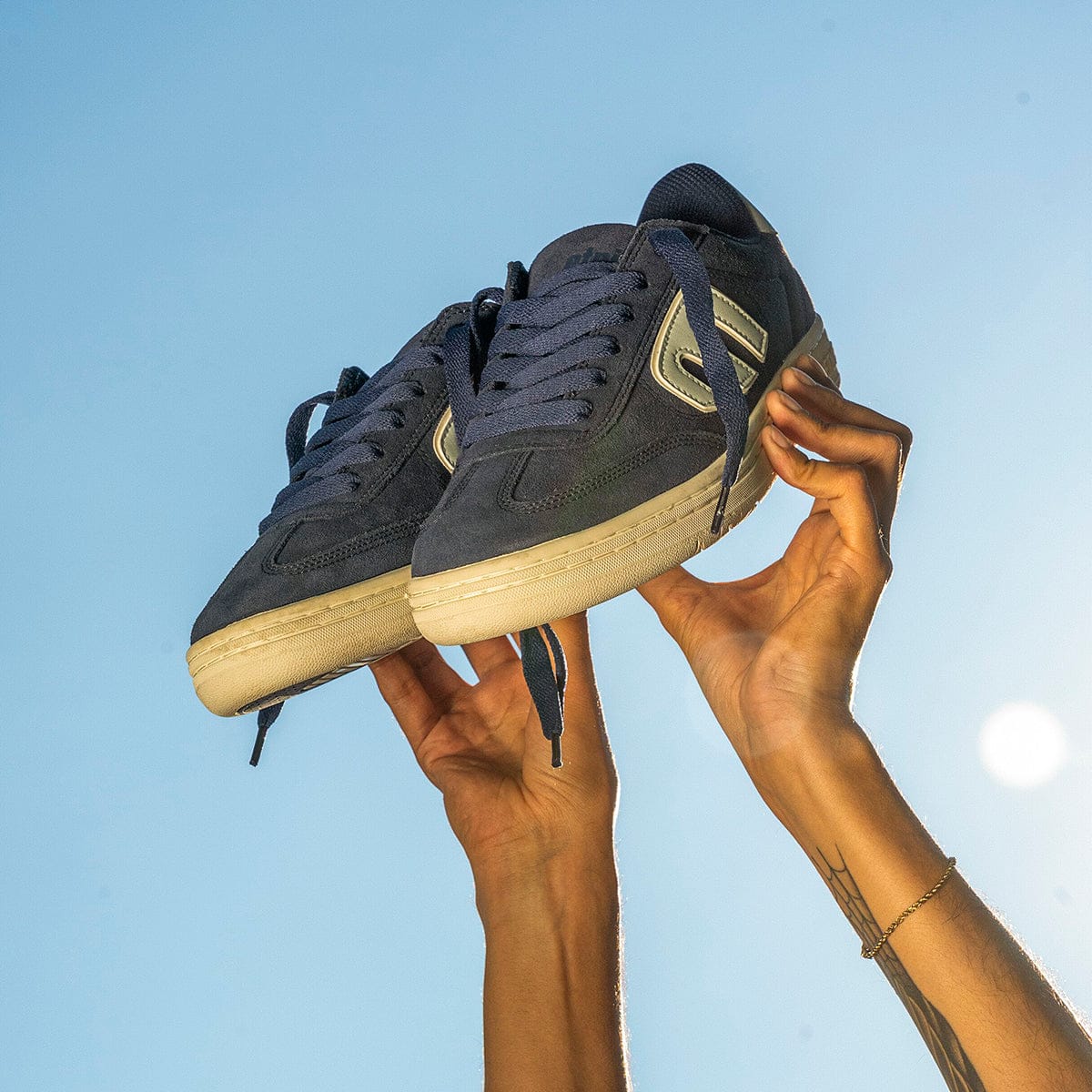 etnies-locut-og-1993-skate-schuh-schwarz-wei-gum-501 image 6