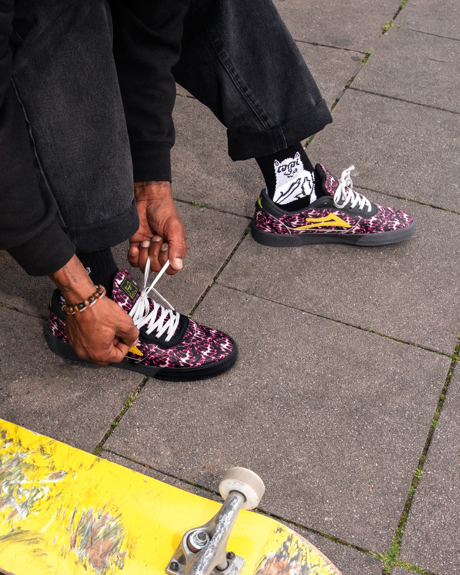 lakai-cambridge-x-ripndip-pink-flame-skate-schuh image 8