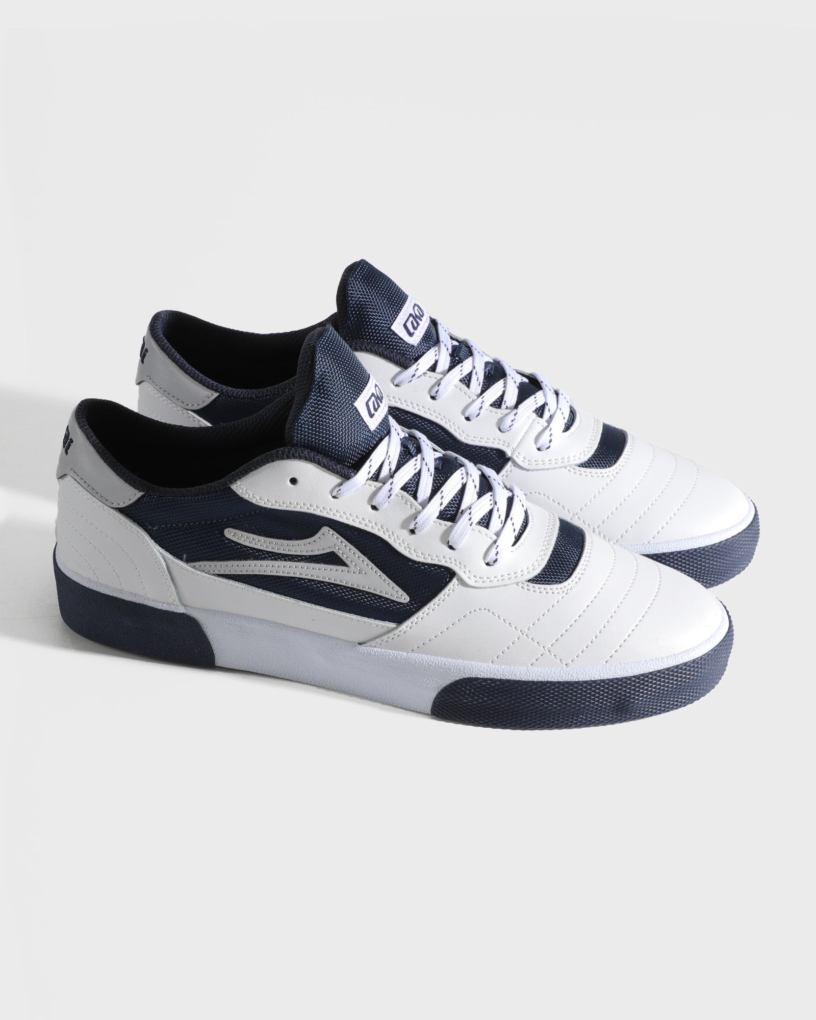 lakai-cambridge-skate-schuhe-white-leather-navy-reflective image 2