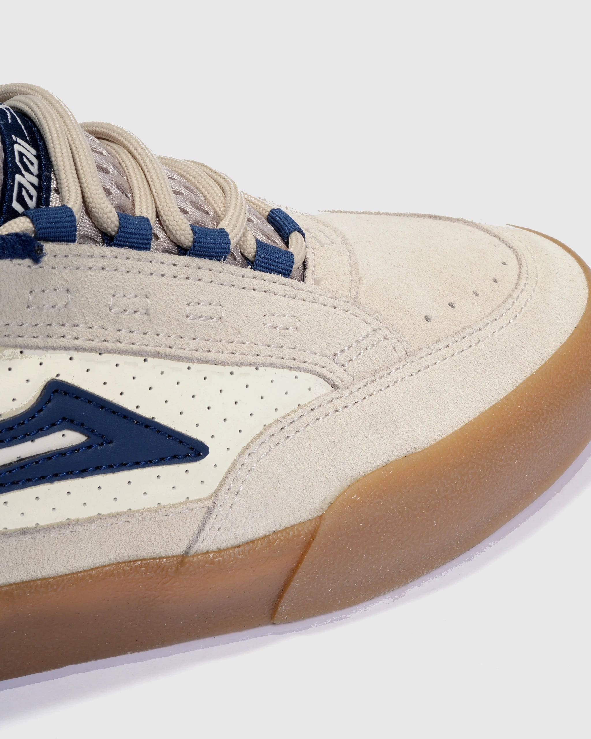 lakai-aran-whisper-white-suede image 5