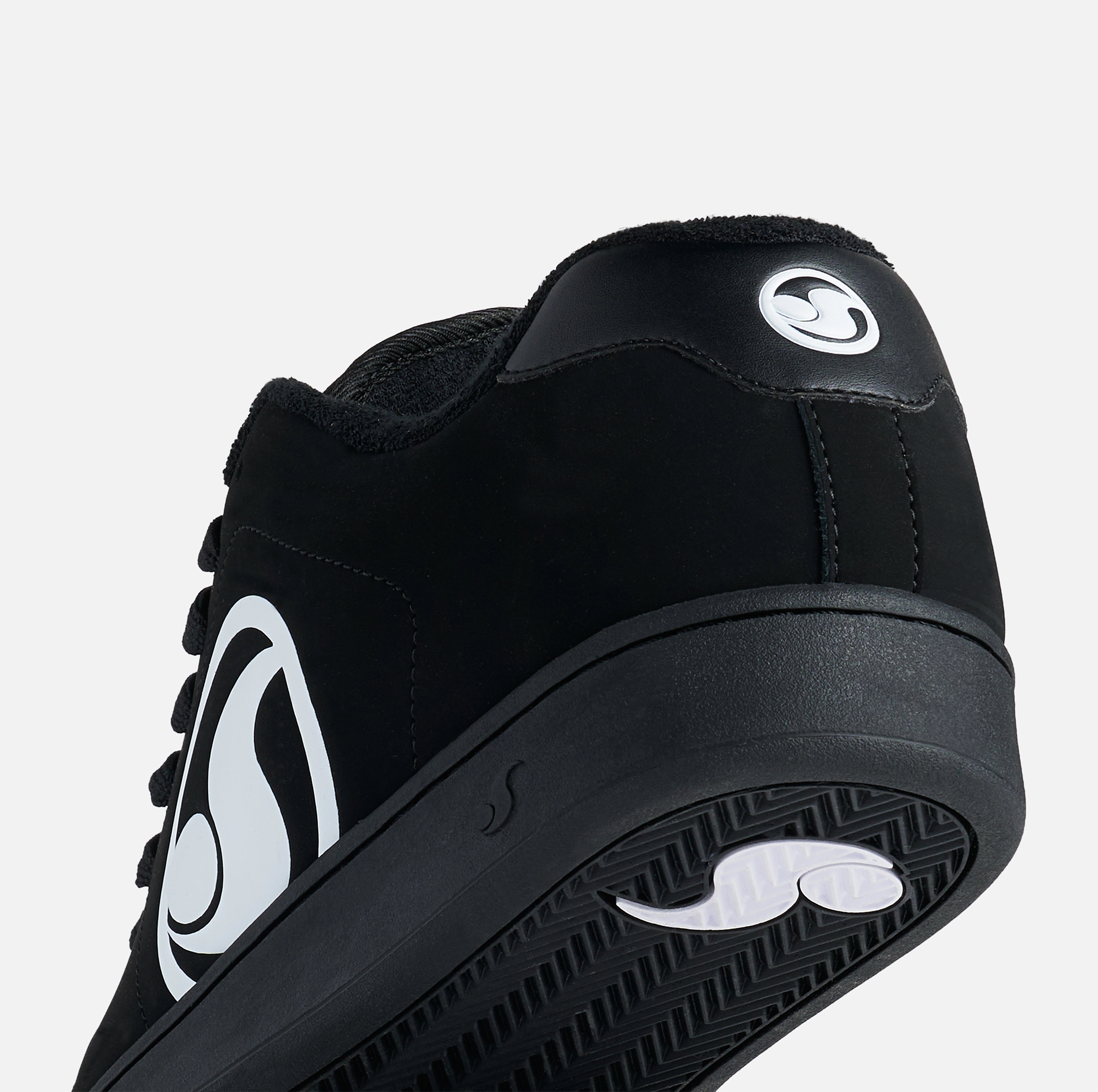 dvs-revival-skate-schuh-lace-to-toe-leder-2 image 2