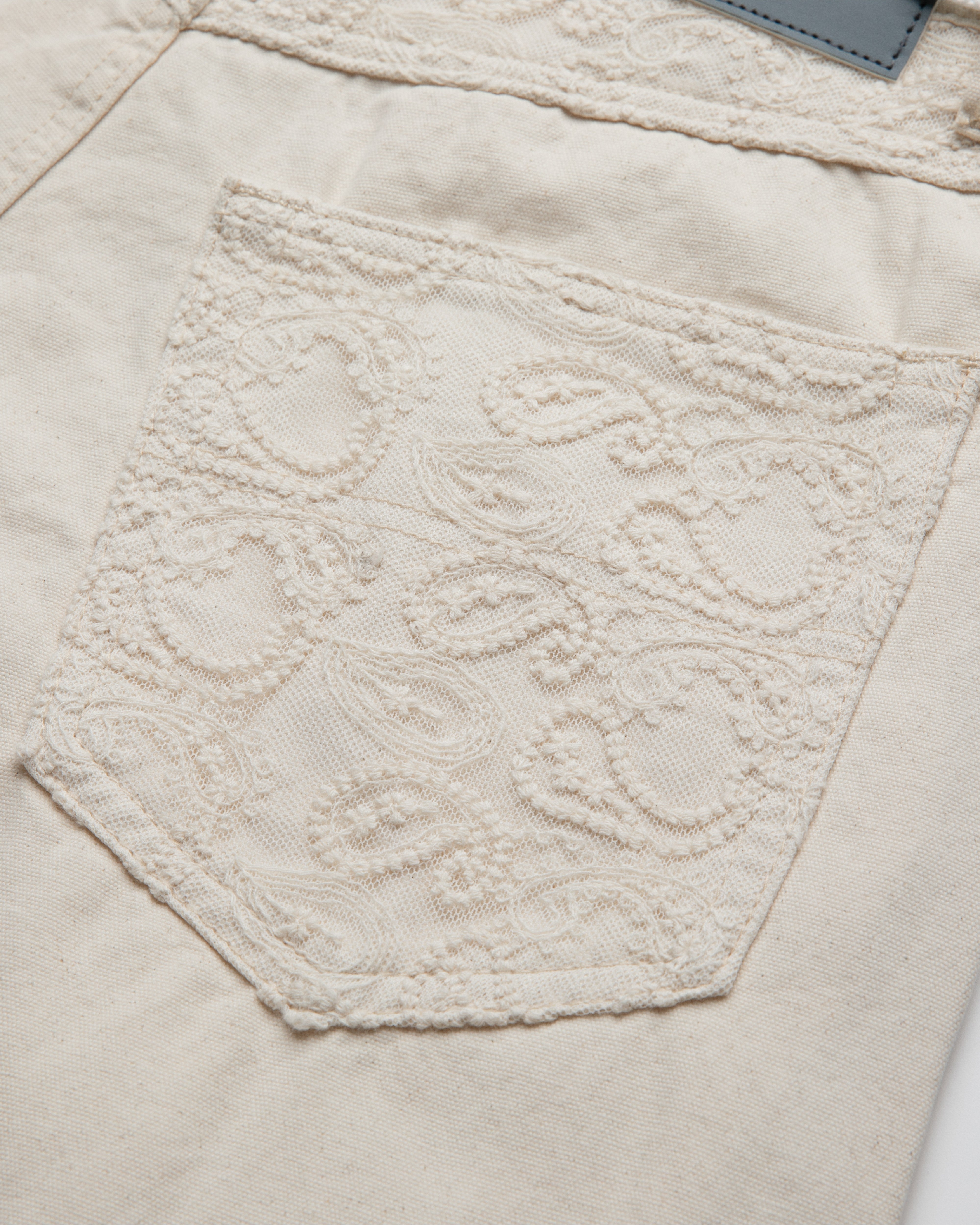 lakai-wide-leg-lace-applique-cargo-hose-natural image 3
