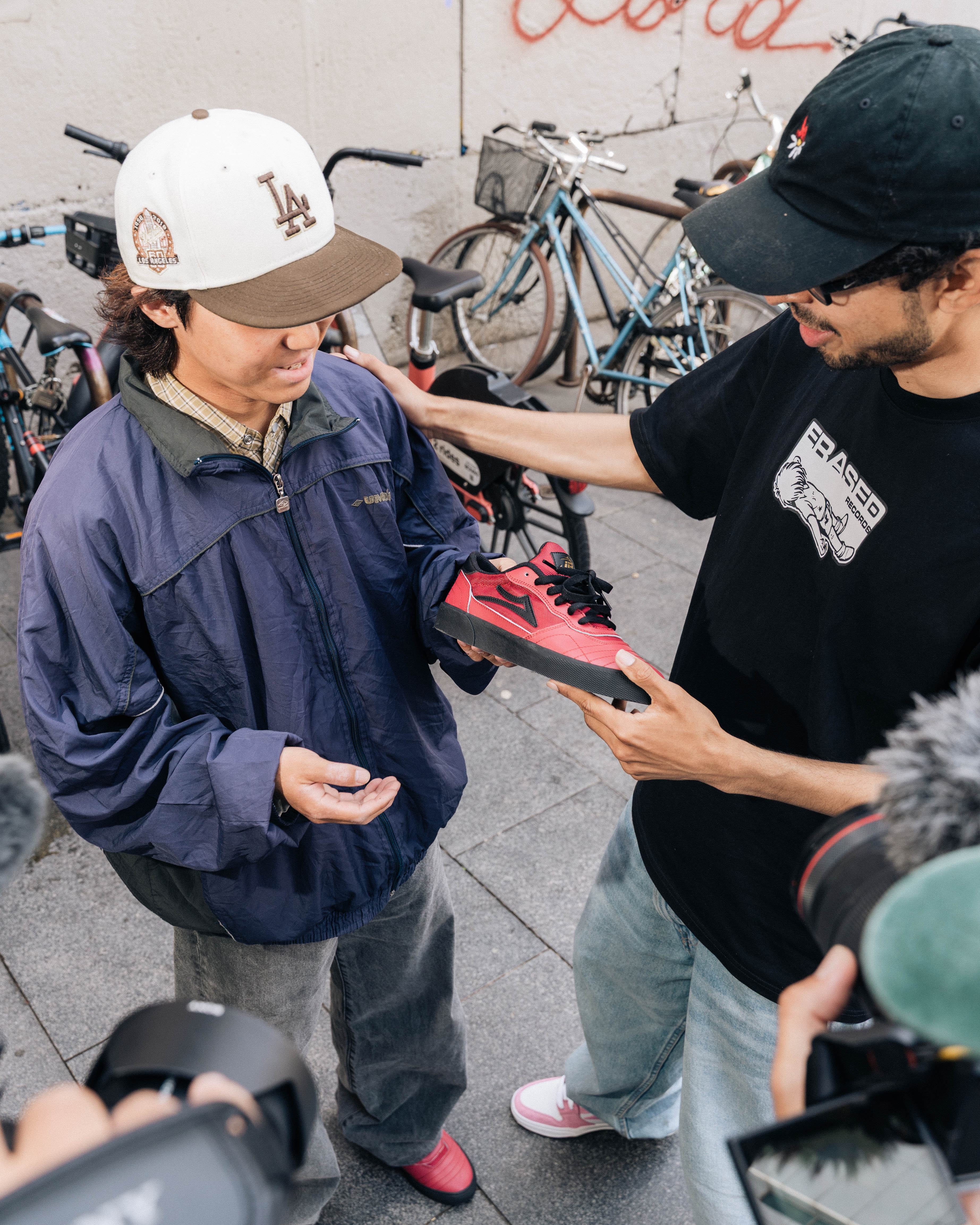lakai-cambridge-jumpei-tsutsumi-scooter-orange-schwarz image 8
