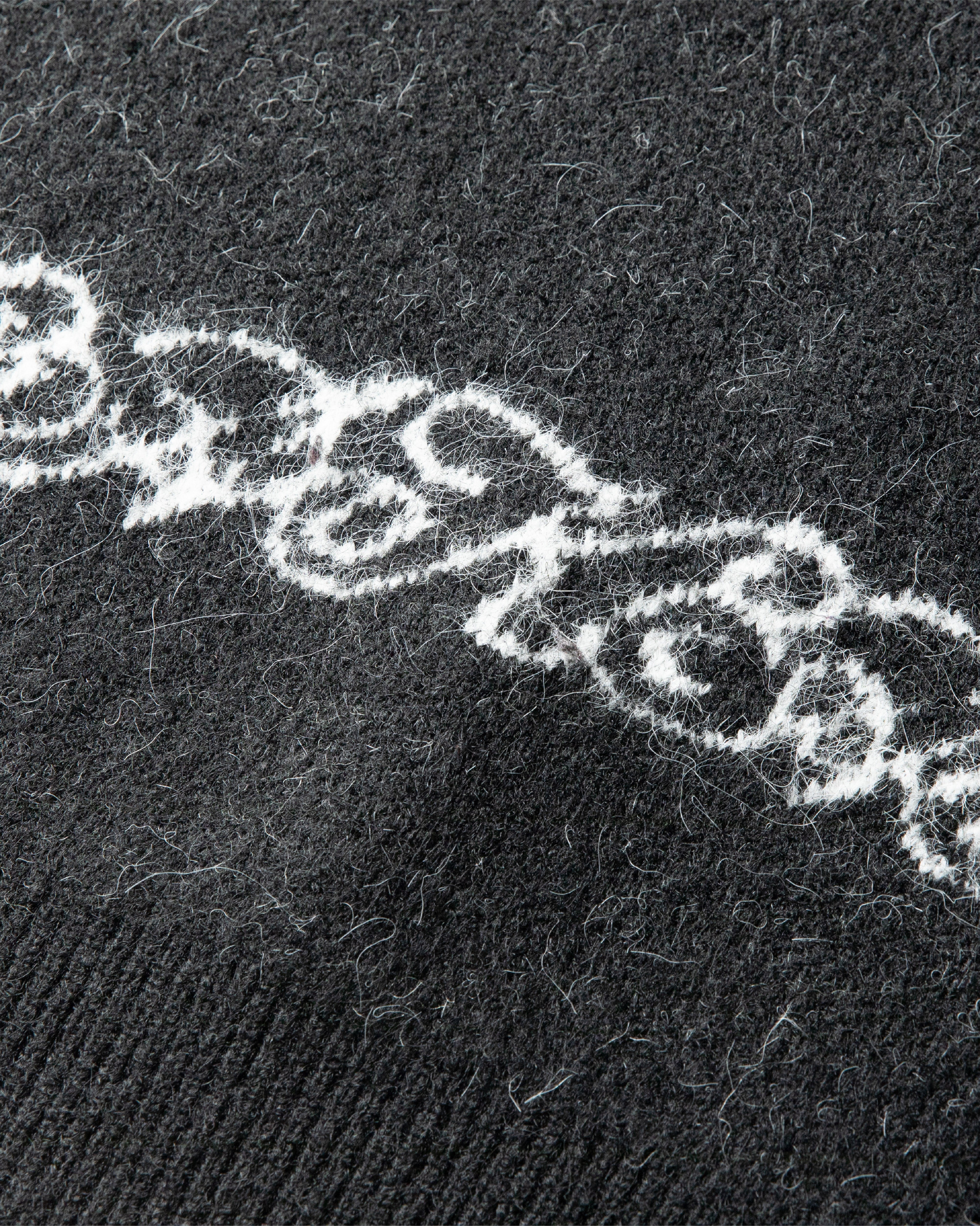 lakai-cerberus-brushed-acrylic-sweater-schwarz image 5
